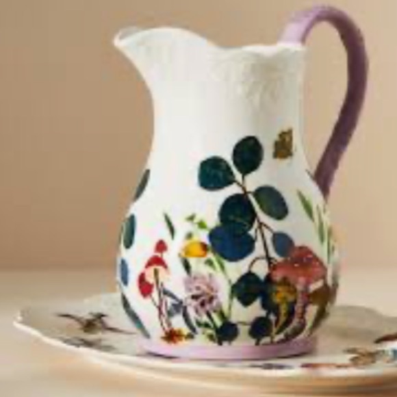 Nathalie Lete Marais pitcher - Picture 5 of 10